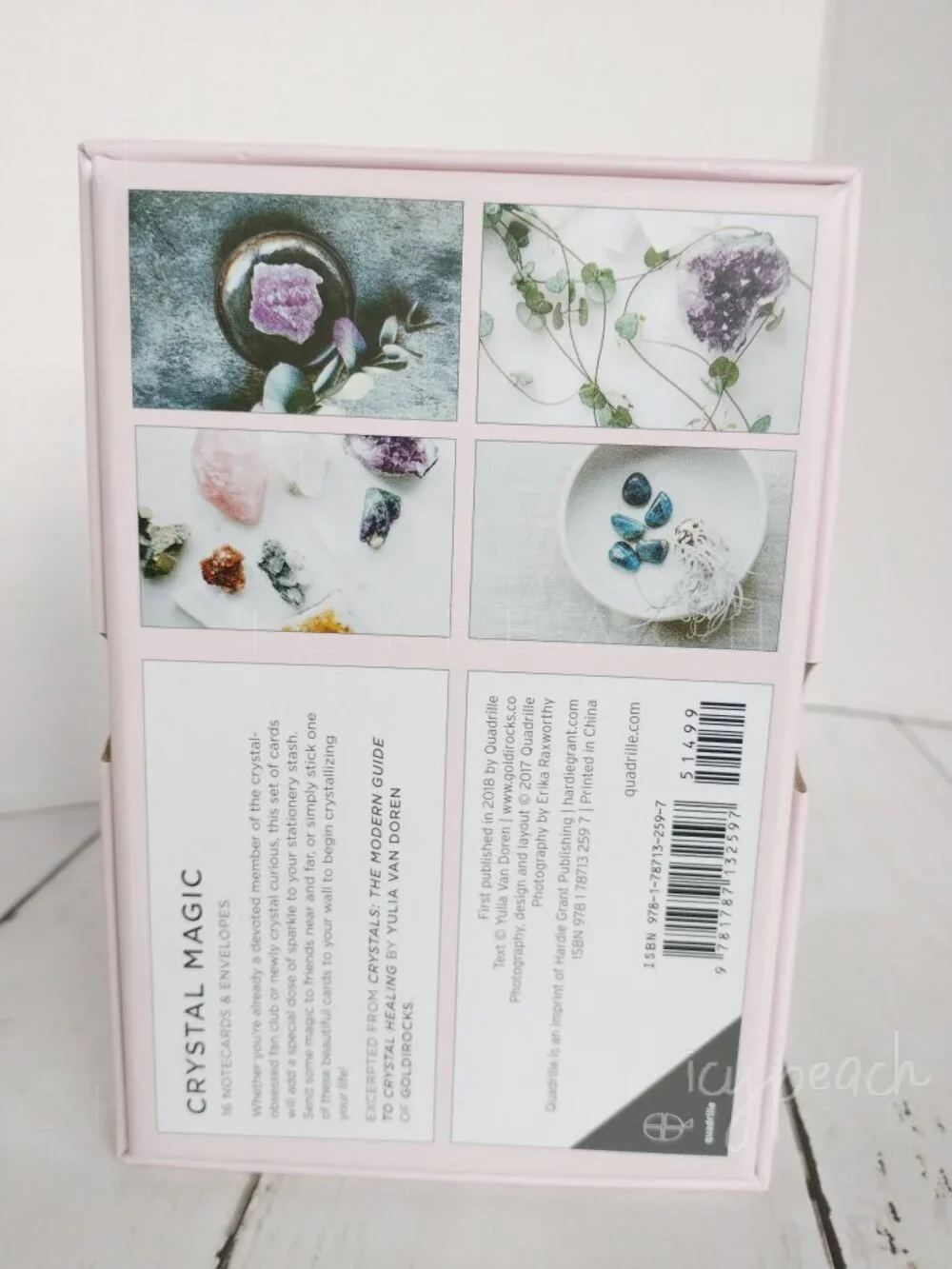 Crystal Magic Notecards Boxed Set: 16 Notecards for Love Strength and Happiness